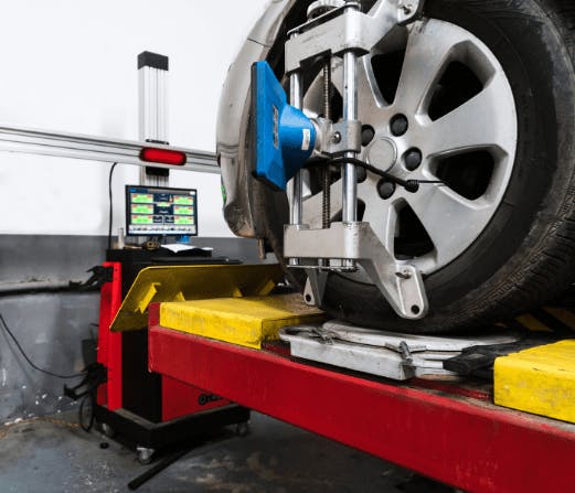 service specials image - wheel alignment