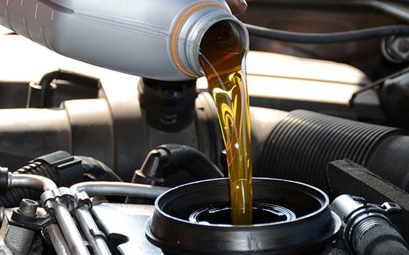 OIL CHANGE SPECIAL | Sullivan Brothers Nissan