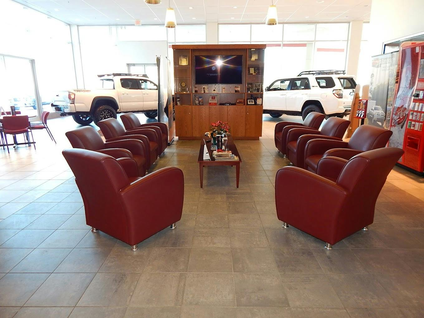 Butte Toyota customer lounge