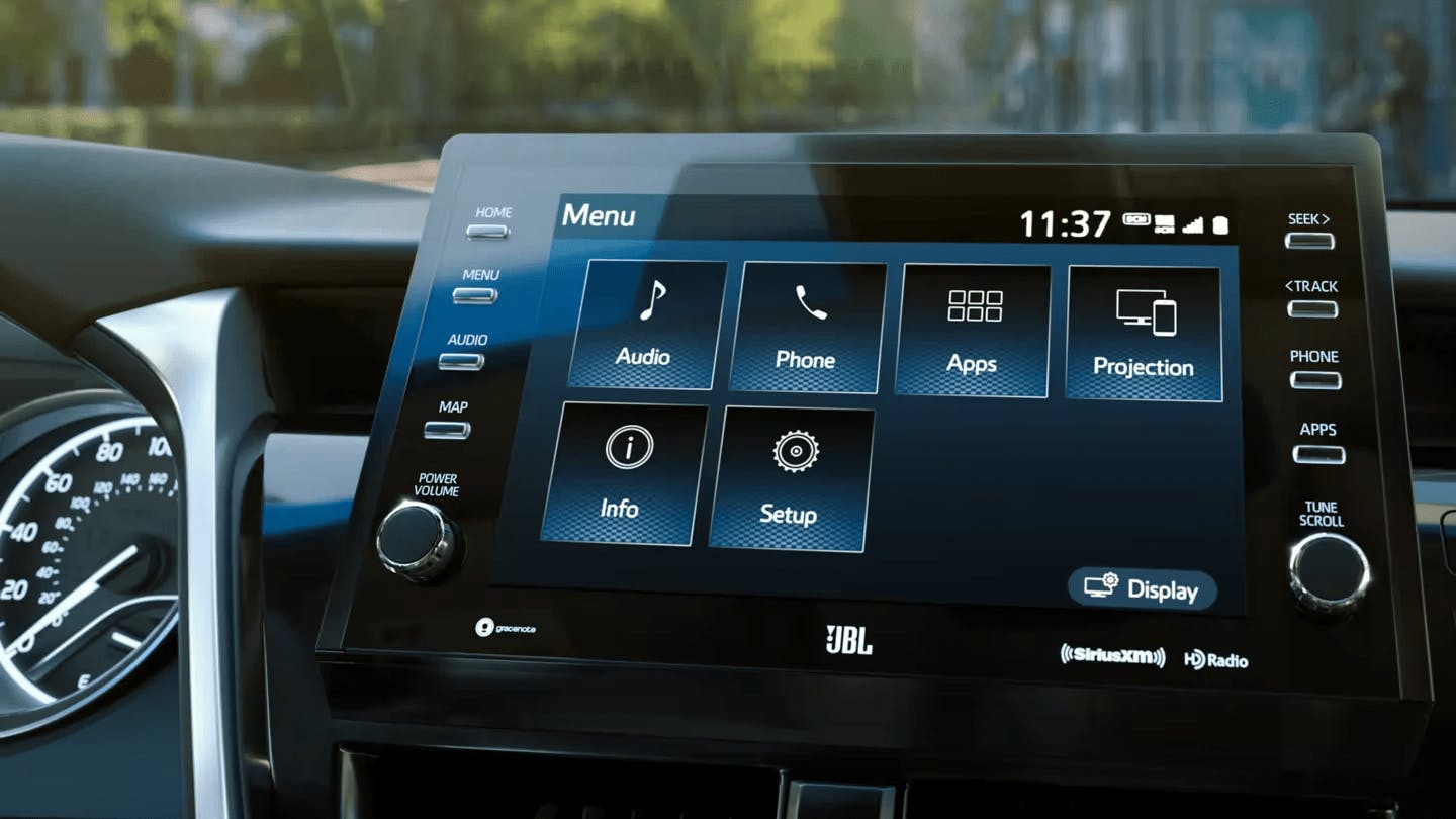 i2 camry hybrid 2023-min camry tech dash