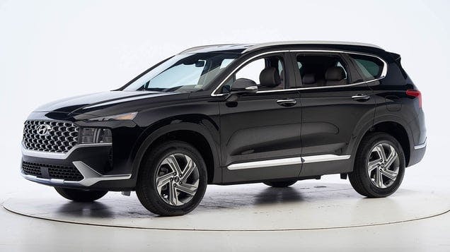 www.iihs Hyundai Santa Fe vs Nissan Rogue