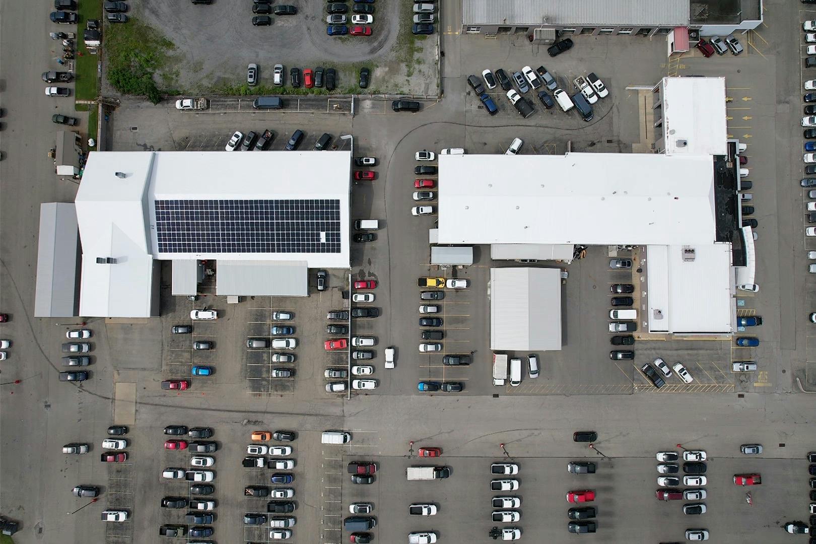 Drone Image of Diehl Auto's facility with solar panels on the roof.