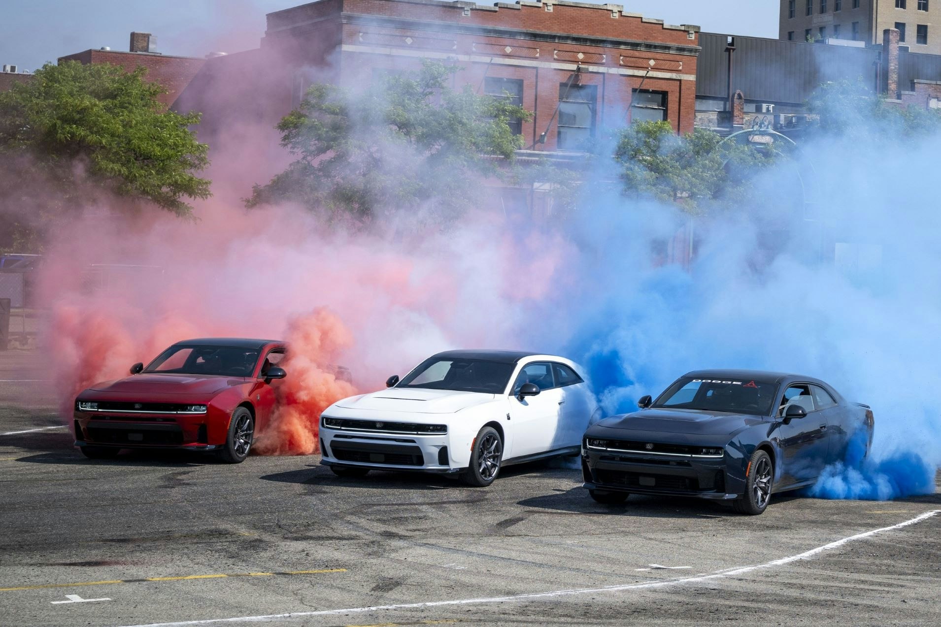 Dodge_RoadKill_Nights Dodge Electrifies Roadkill Nights with Debut of SIXPACK Charger Scat Pack and Durango Hellcat Jailbreak