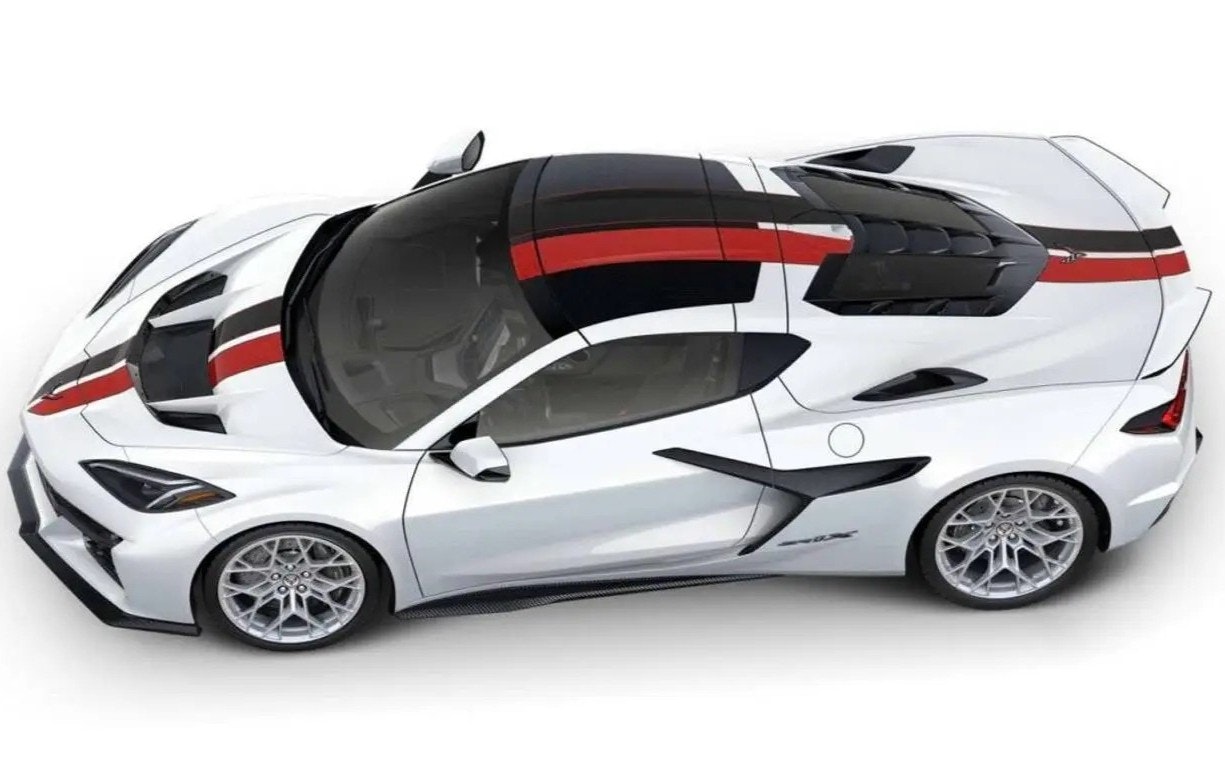 Corvette's Asymmetrical Racing Stripe Design