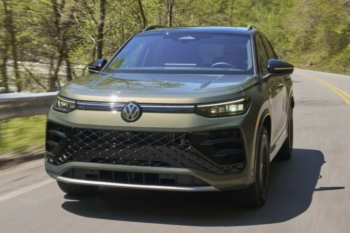 Tiguan Wins Cars.com Compact SUV Challenge