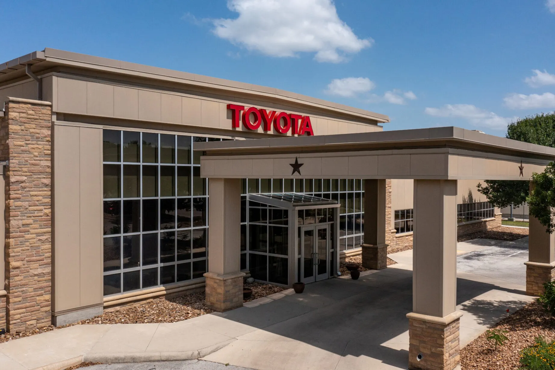 Toyota Invests $3.6 Billion to Expand Tacoma Production