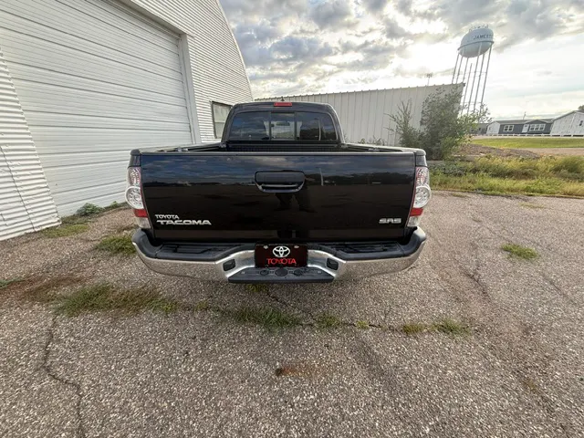 Used 2015 Toyota Tacoma Truck