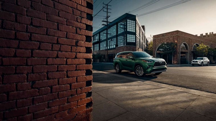 Toyota Highlander VS Honda Pilot, Milford, CT Colonial Toyota