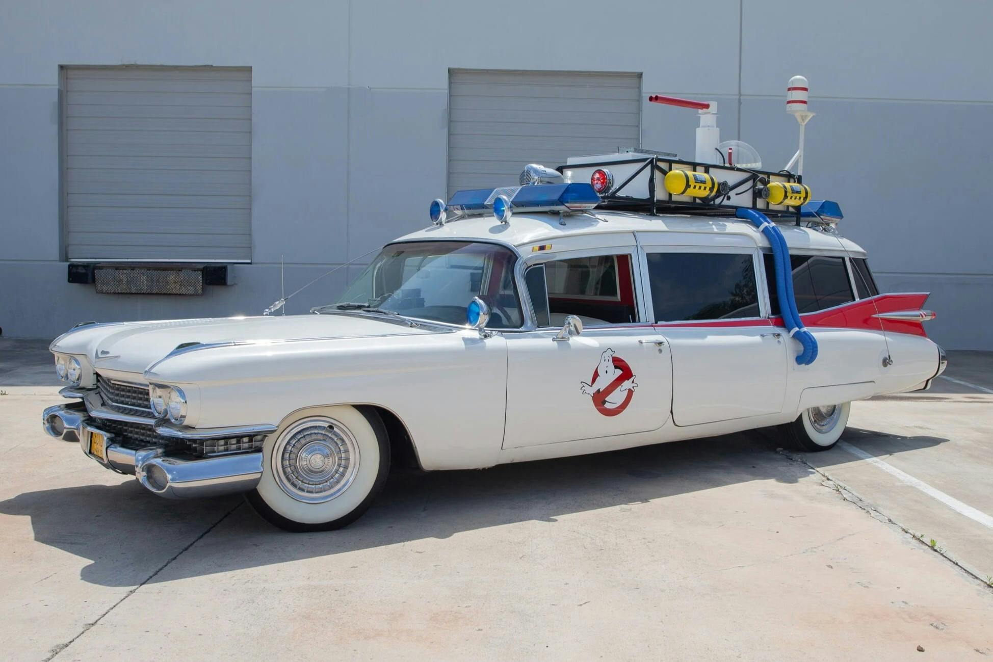 7 Iconic Cars from Halloween & Horror Movies That Haunt Our Screens