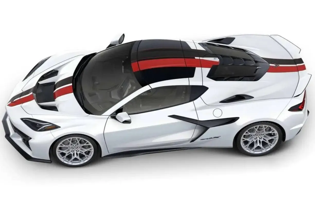 Corvette's Asymmetrical Racing Stripe Design