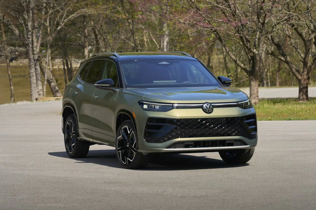 Tiguan Named Best Interior & UX