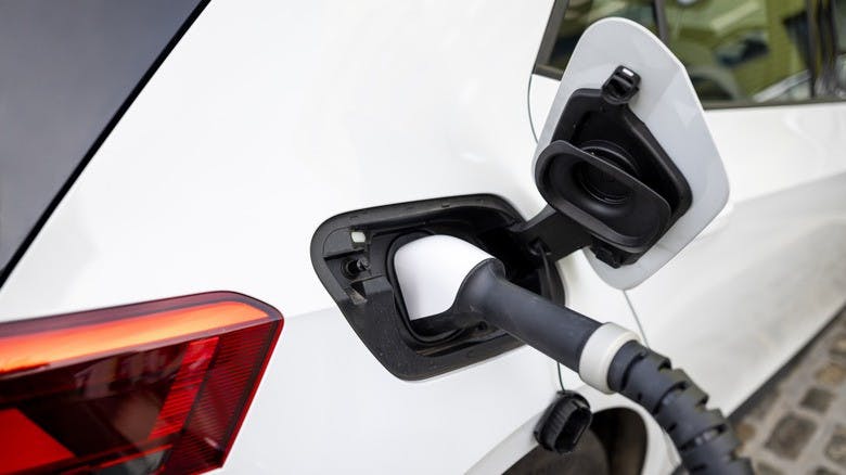 my9wd32g Plug N Charge: The EV Driver's New Best Friend