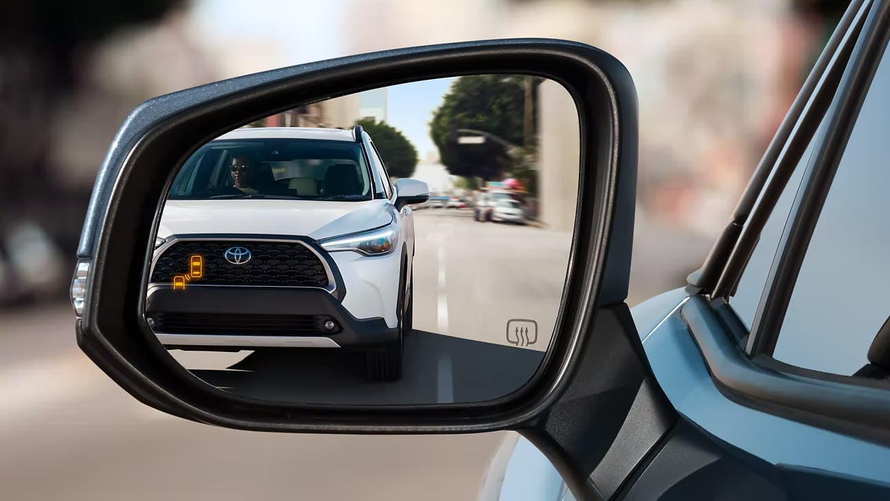 corolla cross blind spot monitoring.