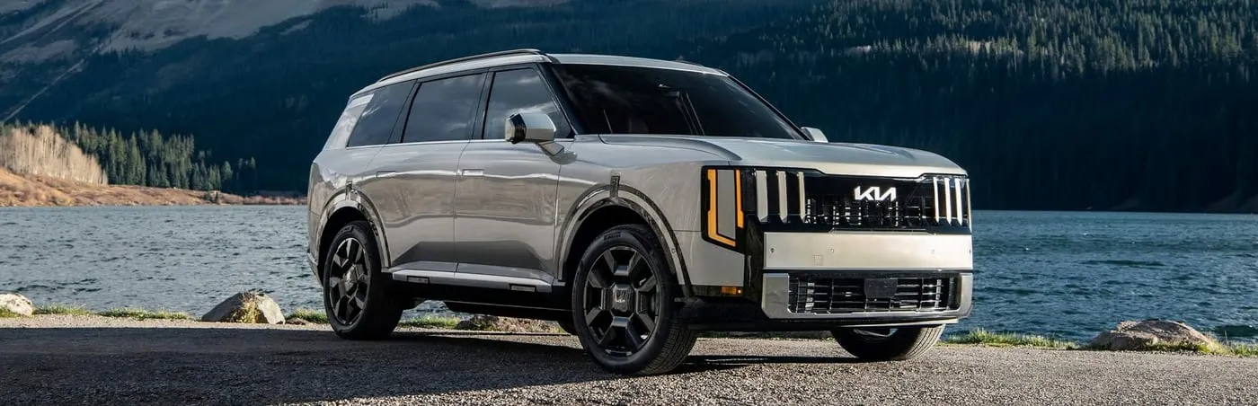 Kia Telluride parked by the lake