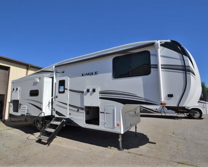 eagle rv exterior