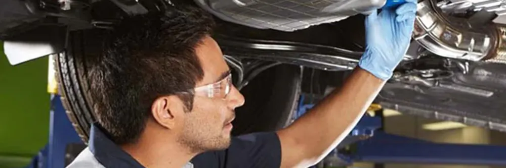 Installing oil filter