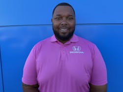 Fernando Holden Photo