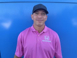 Robert Santiago Photo