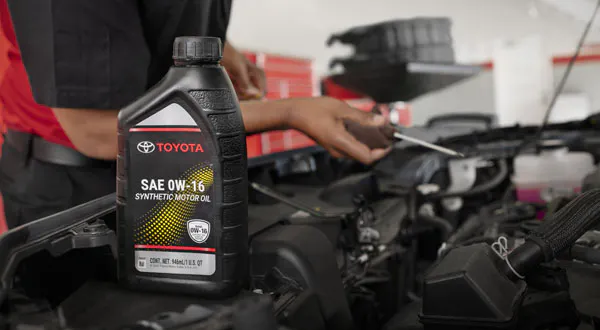 Toyota Full Synthetic Oil Change Service