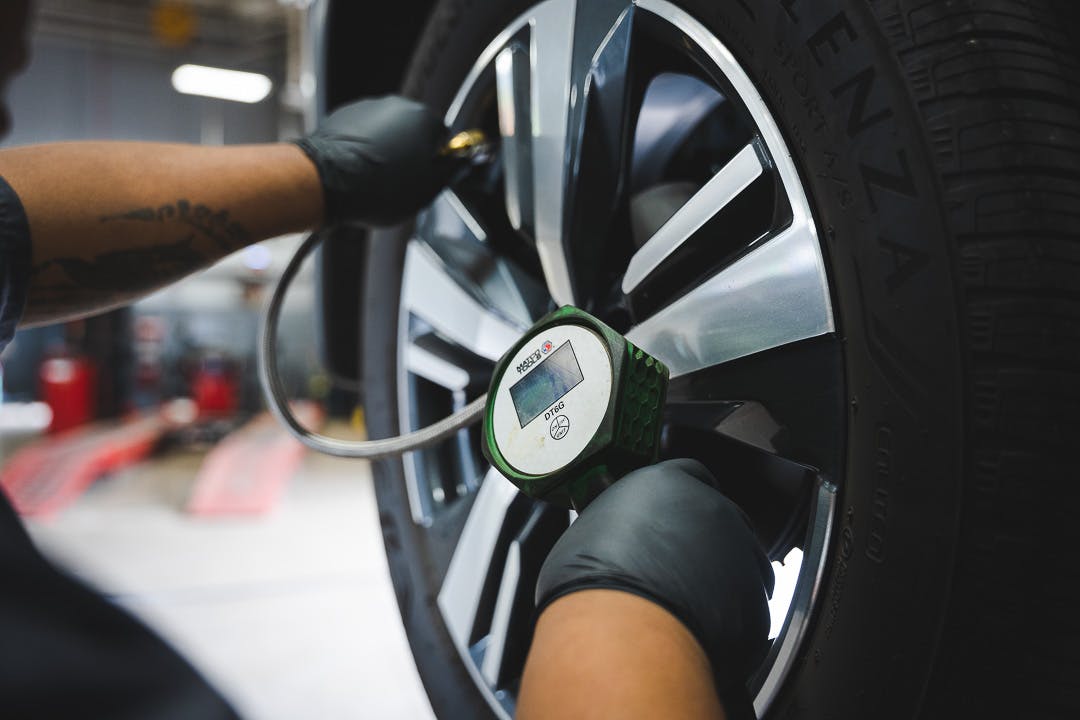 EJR07334 tire pressure