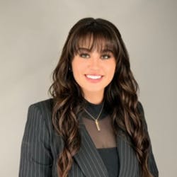 Ali Russell Photo