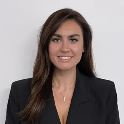 Ali Russell Photo