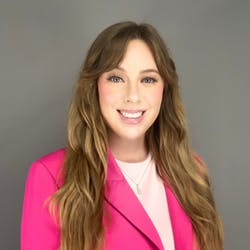 Annie Winger Photo