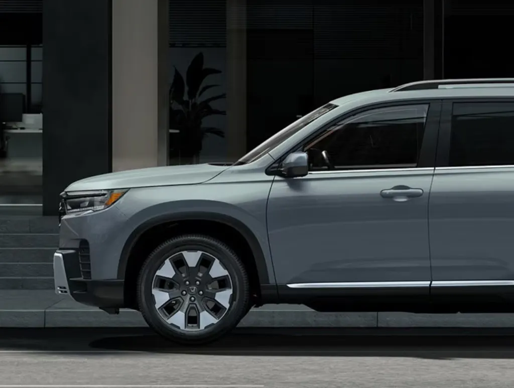 Honda Pilot Silver