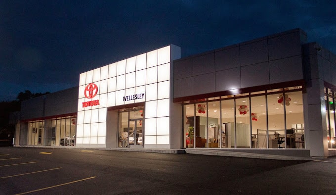 Wellesley Toyota exterior